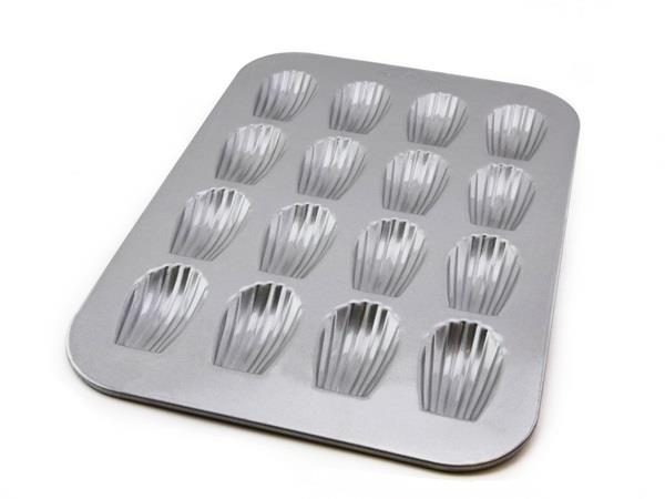 USA Pan Madeleine Pan 16 Cup